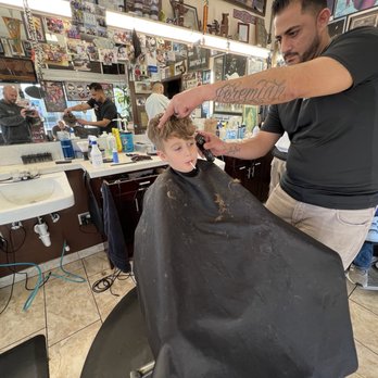 Ray's Barber Shop - Barbers Near Me - Lakeside, California
