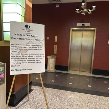 DoubleTree by Hilton Hotel Fort Lee - George Washington Bridge - Lobby Notice - Hotels Near Me - Fort Lee, New Jersey