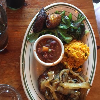 Parada 22 - Bistec - Latin American Near Me - San Francisco, California