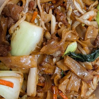 Mount&Bao - Beef chow fun : where's the beef?? mostly raw& cooked onions & thick gloppy, overly salty sauce. It tasted like bottled. Yuck. - Chinese Near Me - Seattle, Washington Mount&Bao - Beef chow fun : where's the beef?? mostly raw& cooked onions & thick gloppy, overly salty sauce. It tasted like bottled. Yuck. - Chinese Near Me - Seattle, Washington