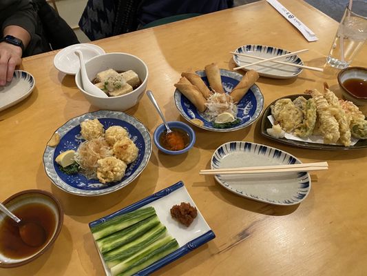 Yoshi's Japanese Restaurant by null