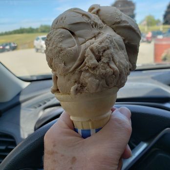 Kimball Farm - Coffee ice cream, kiddie cone. - Ice Cream & Frozen Yogurt Near Me - Jaffrey, New Hampshire