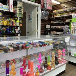 Smoke and vape city - Variety of products