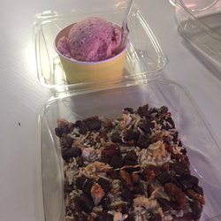 Sweet Provisions - Strawberry ice cream and magic bar