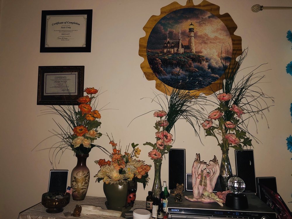 Mind Over Body Massage Logo