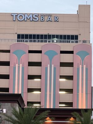 TOM’S WATCH BAR - Updated May 2024 - 8050 International Dr, Orlando