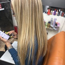 Do La La Salon