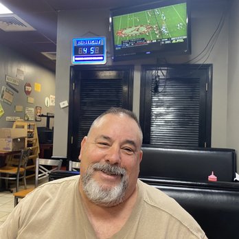 GooRoo's Grill - Smiling Alabama Bob - Seafood Near Me - Robertsdale, Alabama