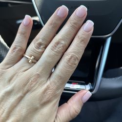 Vicky Nail Spa - I prefer my powder dipped nails short,  thin and my French manicure line thin as well.