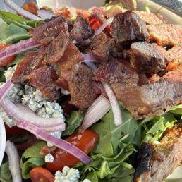 Steak salad