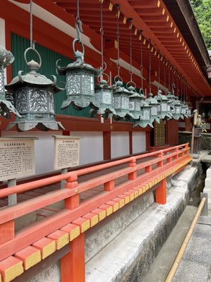 Kasugataisha Shrine by null