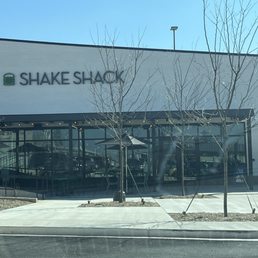 Shake Shack exterior