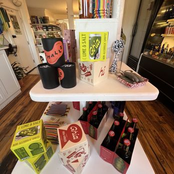 Smalls - Market - Cafes Near Me - Portland, Maine