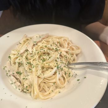 Cucina Tagliani - Chicken Alfredo - Italian Near Me - Glendale, Arizona Cucina Tagliani - Chicken Alfredo - Italian Near Me - Glendale, Arizona