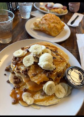 Maverick Biscuit by null