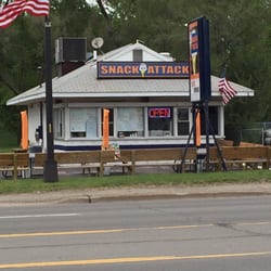 Snack Attack - A view from the street. Located off M59 near Duck Lake Rd.