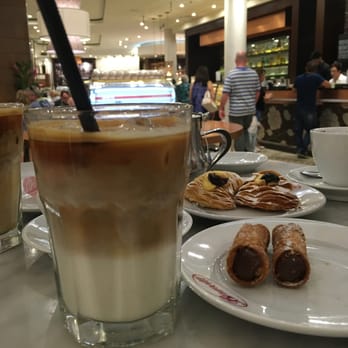 Brunetti - Cafes Near Me - Melbourne, VIC