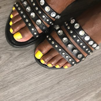 Diva Nails - Nail Salons Near Me - Aiea, Hawaii