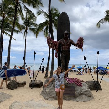 Duke Paoa Kahanamoku Statue - Juander bandit here! The very 1st photo that I have with the statue on the background. - Public Art Near Me - Honolulu, Hawaii Duke Paoa Kahanamoku Statue - Juander bandit here! The very 1st photo that I have with the statue on the background. - Public Art Near Me - Honolulu, Hawaii