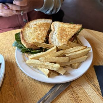 The Crescent Restaurant & Bar - BLT - Bars Near Me - Chaumont, New York The Crescent Restaurant & Bar - BLT - Bars Near Me - Chaumont, New York