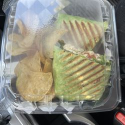 Latte Cafe Columbus - Chipotle chicken wrap