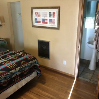 Los Olmos Lodge - Interior: Sundance cabin - Vacation Rentals Near Me - Glenwood, New Mexico