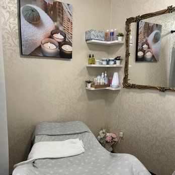New Leaf Skin Care - #facialtreatmentroom#relaxing# - Skin Care Near Me - Portland, Oregon New Leaf Skin Care - #facialtreatmentroom#relaxing# - Skin Care Near Me - Portland, Oregon