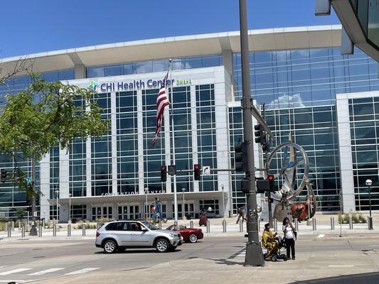 CHI HEALTH CENTER OMAHA - Updated June 2026 - 192 Photos & 87 Reviews ...