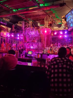 The Octopus Bar by null