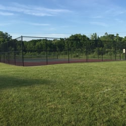 Carter Station Park - Tennis courts at the park