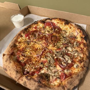 Wy'east Pizza - Pizza Near Me - Milwaukee, Wisconsin Wy'east Pizza - Pizza Near Me - Milwaukee, Wisconsin