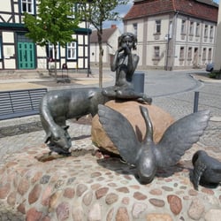 Burggaststätte - Gänseliesl auf dem Marktplatz