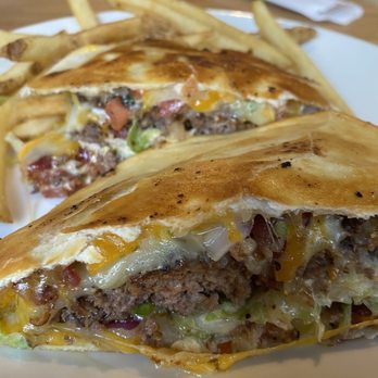Applebee's Grill + Bar - Quesadilla Burger - American Near Me - Pooler, Georgia