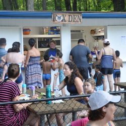 Fox Hunt Swim & Tennis Club - Concession Stand
