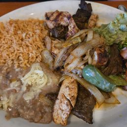 Lunch portion combo fajitas Lunch portion combo fajitas
