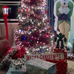 Schulte's Flowers - Fresh cut Christmas Trees