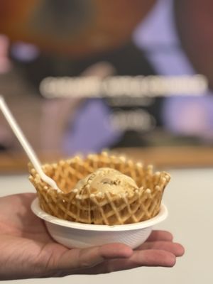 Jeni's Splendid Ice Creams by null