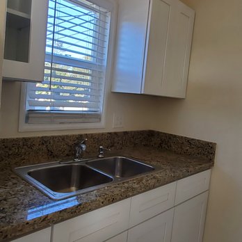 Paramount Quality Stone - Beautiful pre-fabricated counters at a reasonable price - Kitchen & Bath Near Me - Harbor City, California
