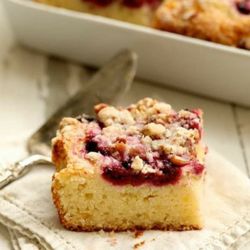Daylight Donuts and Cafe - Grab this deliciously looking raspberry crumb cake with a fruit smoothie to enjoy on our patio. Open from 5pm-9pm or order online!!