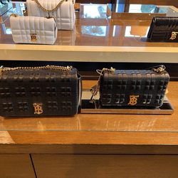 Burberry Outlet - Lola bag. Beautiful