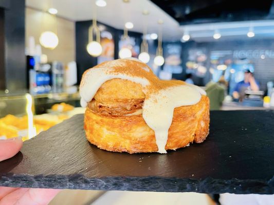 Roggenart European Bakery, Bistro & Cafe