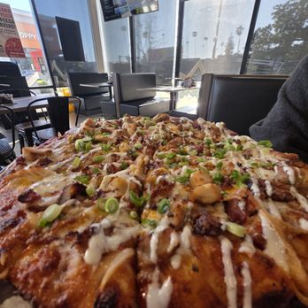 Mountain Mike's Pizza - Chicken Wings Near Me - Pasadena, California
