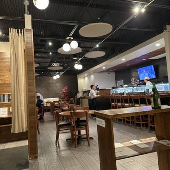 Jellyfish - Dining Area - Japanese Near Me - Houston, Texas Jellyfish - Dining Area - Japanese Near Me - Houston, Texas