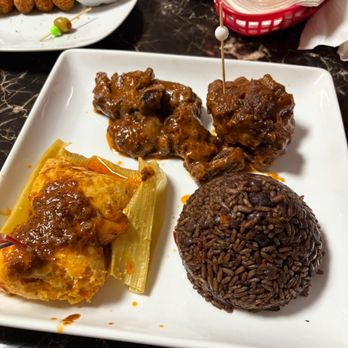Arelita - Oxtail - Rabo encendido with Cuban tamales and rice and beans - Juice Bars & Smoothies Near Me - Colorado Springs, Colorado Arelita - Oxtail - Rabo encendido with Cuban tamales and rice and beans - Juice Bars & Smoothies Near Me - Colorado Springs, Colorado