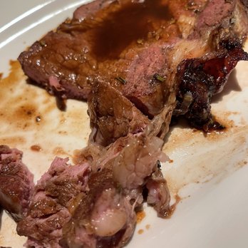 ChopHouse & Brewery - Overdone and overacted dry prime rib - Steakhouses Near Me - Denver, Colorado