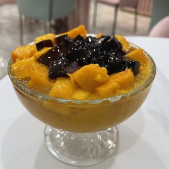 Mango Mango Dessert - Mango juice with herbal jelly - Desserts Near Me - Las Vegas, Nevada