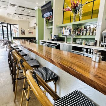 Brightside California Kitchen - Bar seating. - Cocktail Bars Near Me - Santa Monica, California Brightside California Kitchen - Bar seating. - Cocktail Bars Near Me - Santa Monica, California