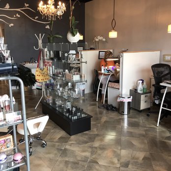 Laura's Nail Salon - Boutique beautiful - Nail Salons Near Me - Knoxville, Tennessee Laura's Nail Salon - Boutique beautiful - Nail Salons Near Me - Knoxville, Tennessee