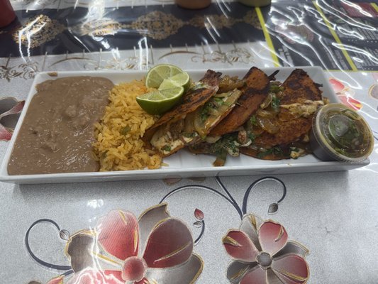 Tacos moreno by null