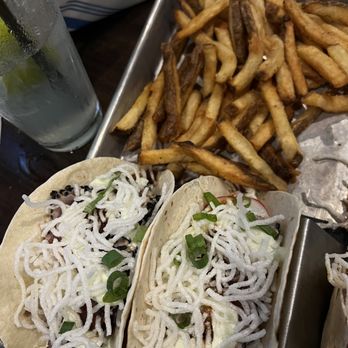Union & Main - Breakfast & Brunch Near Me - East Greenwich, Rhode Island Union & Main - Breakfast & Brunch Near Me - East Greenwich, Rhode Island